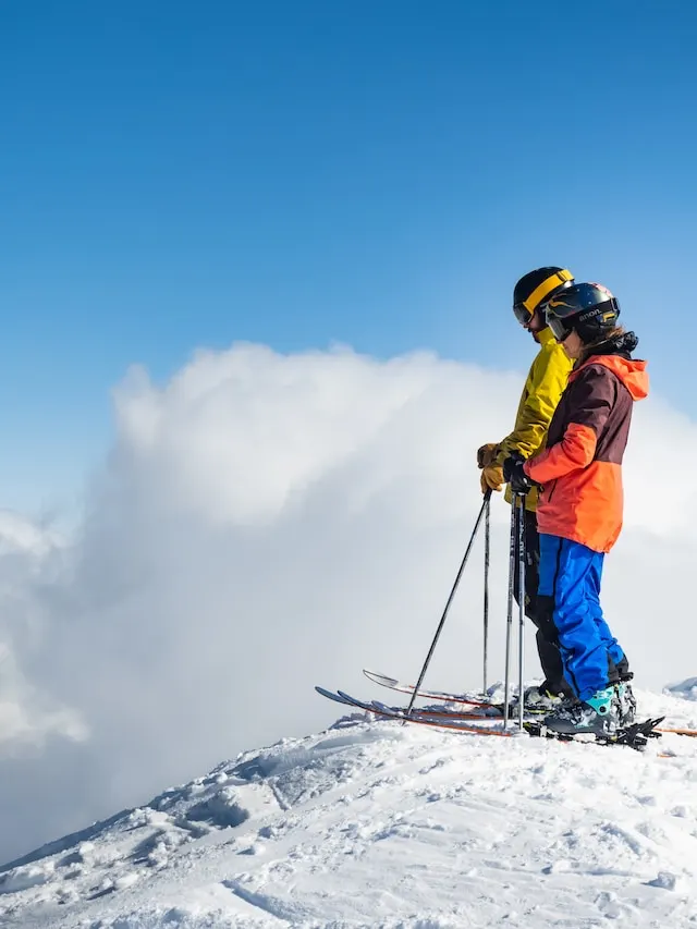 tignes-skiers